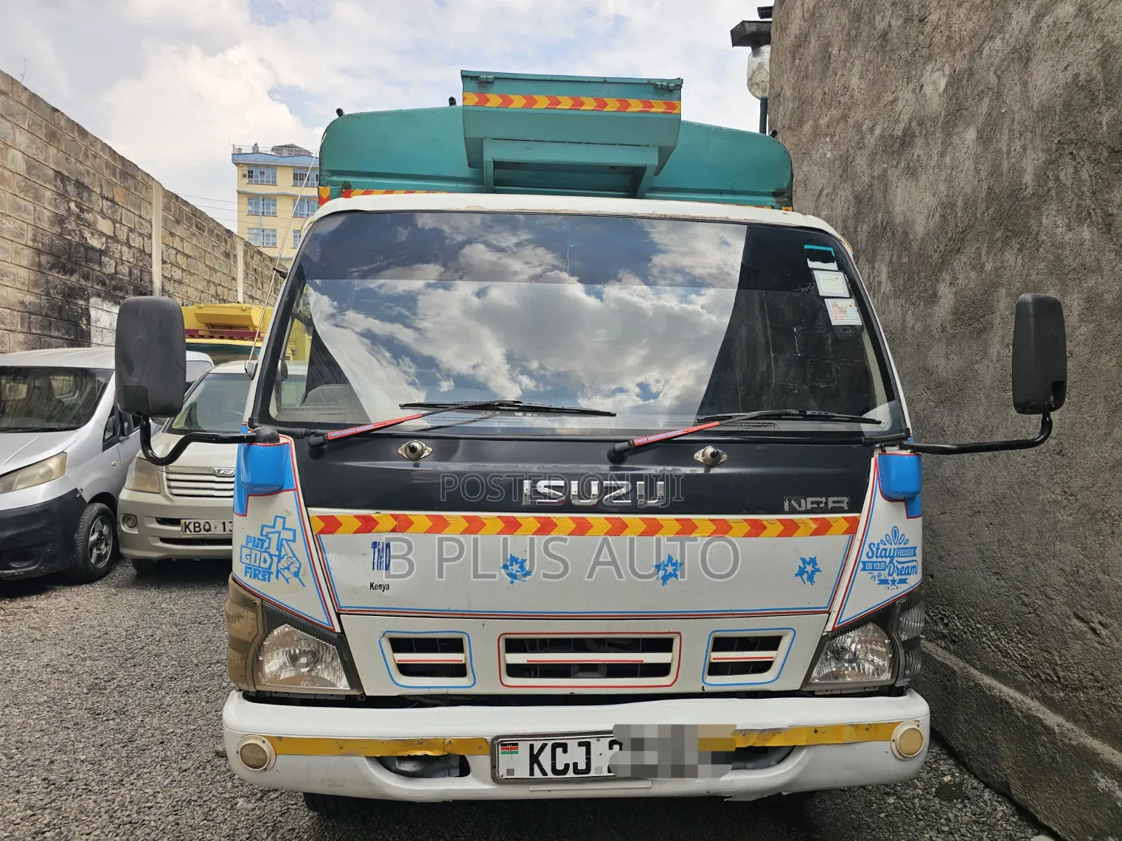 Isuzu NPR 4.3