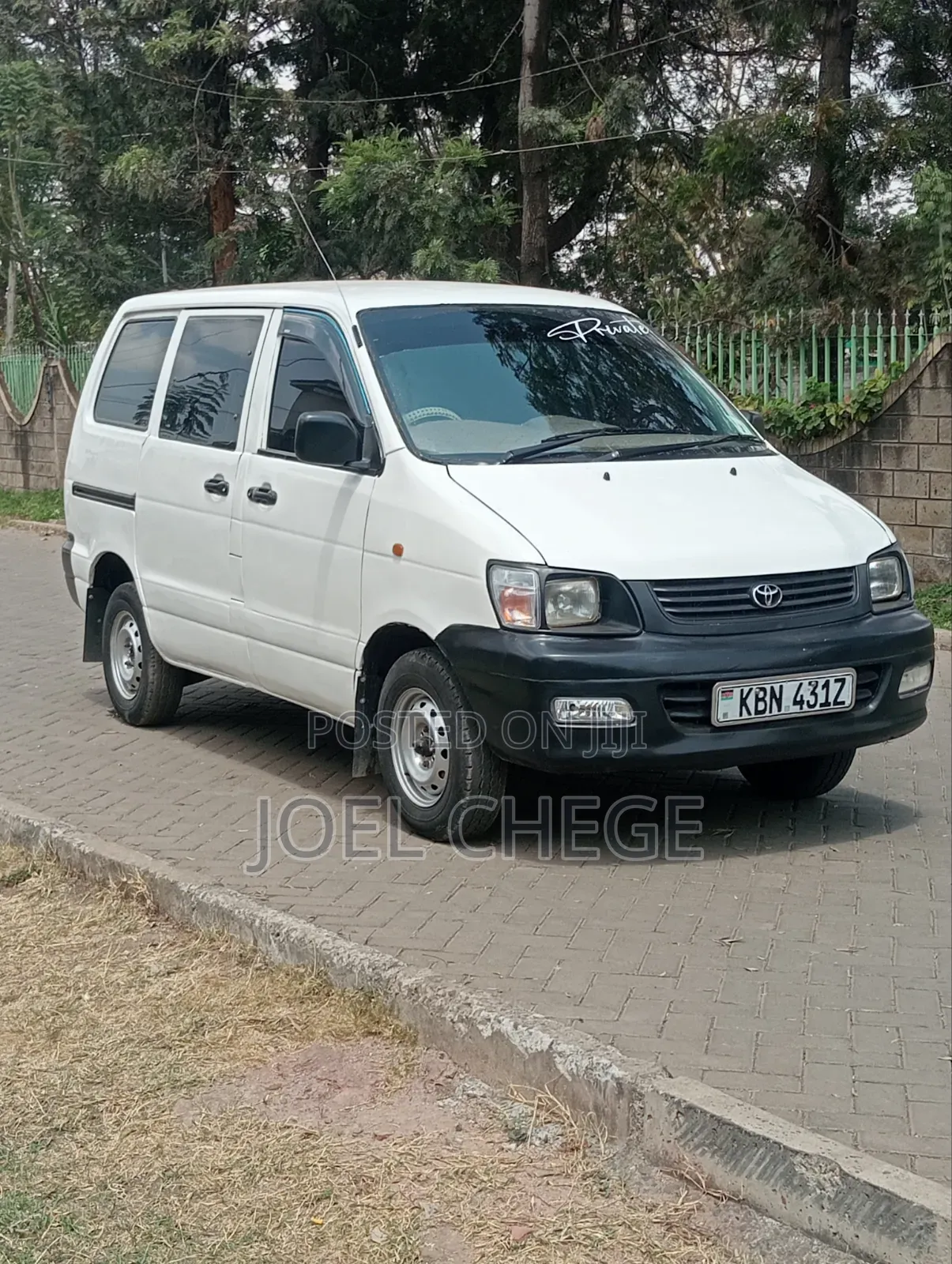 Toyota TownAce 2004 White