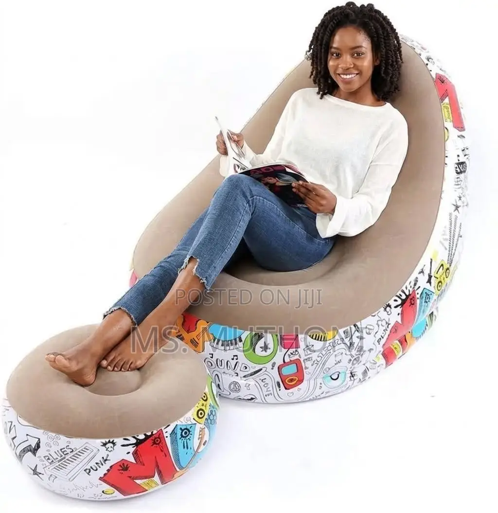Portable Inflatable Lazy Lounge Chair Set With a Manual Pump