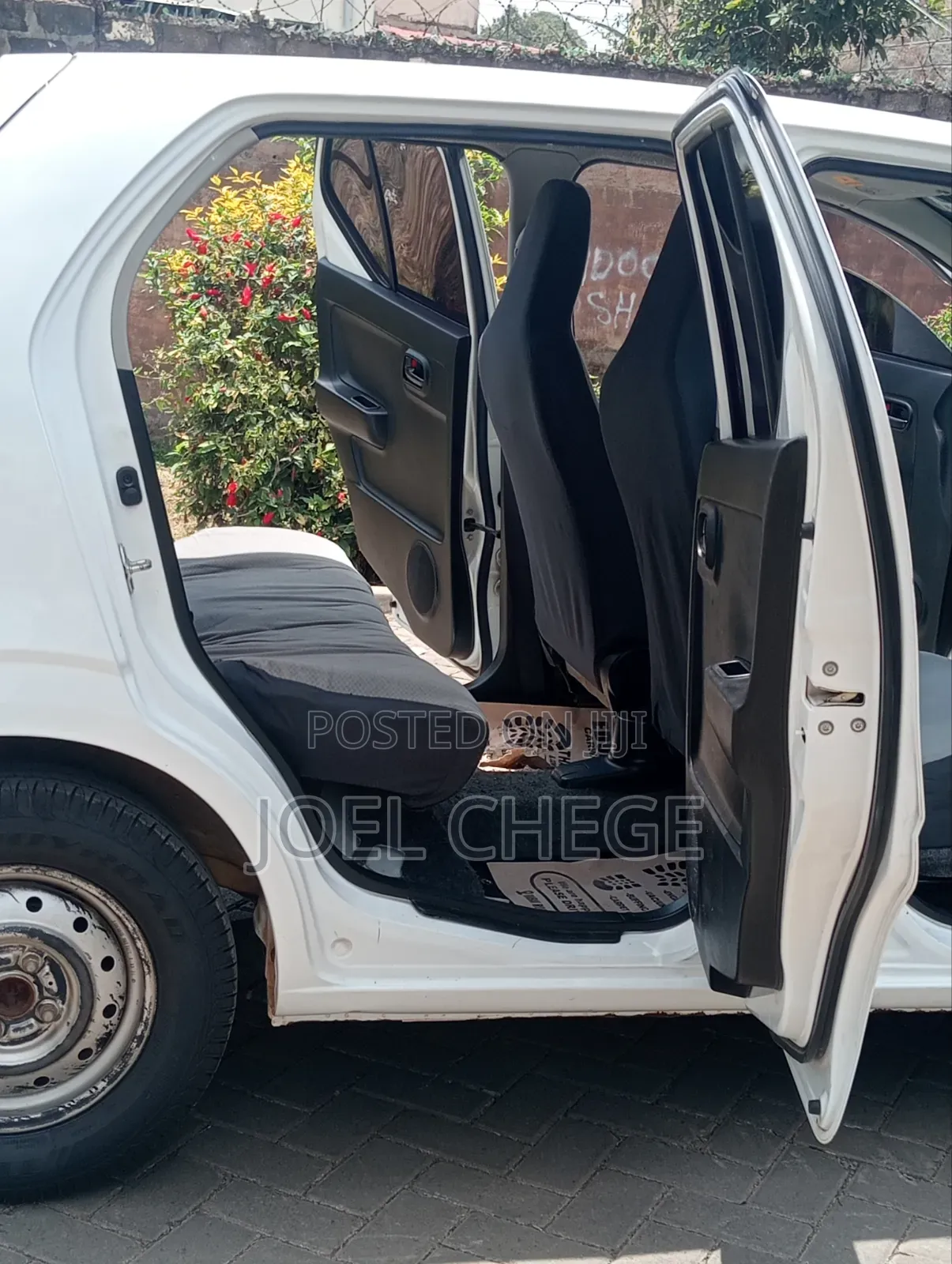 Suzuki Alto 2015 White