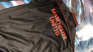 Manchester United Tracksuit Zipup