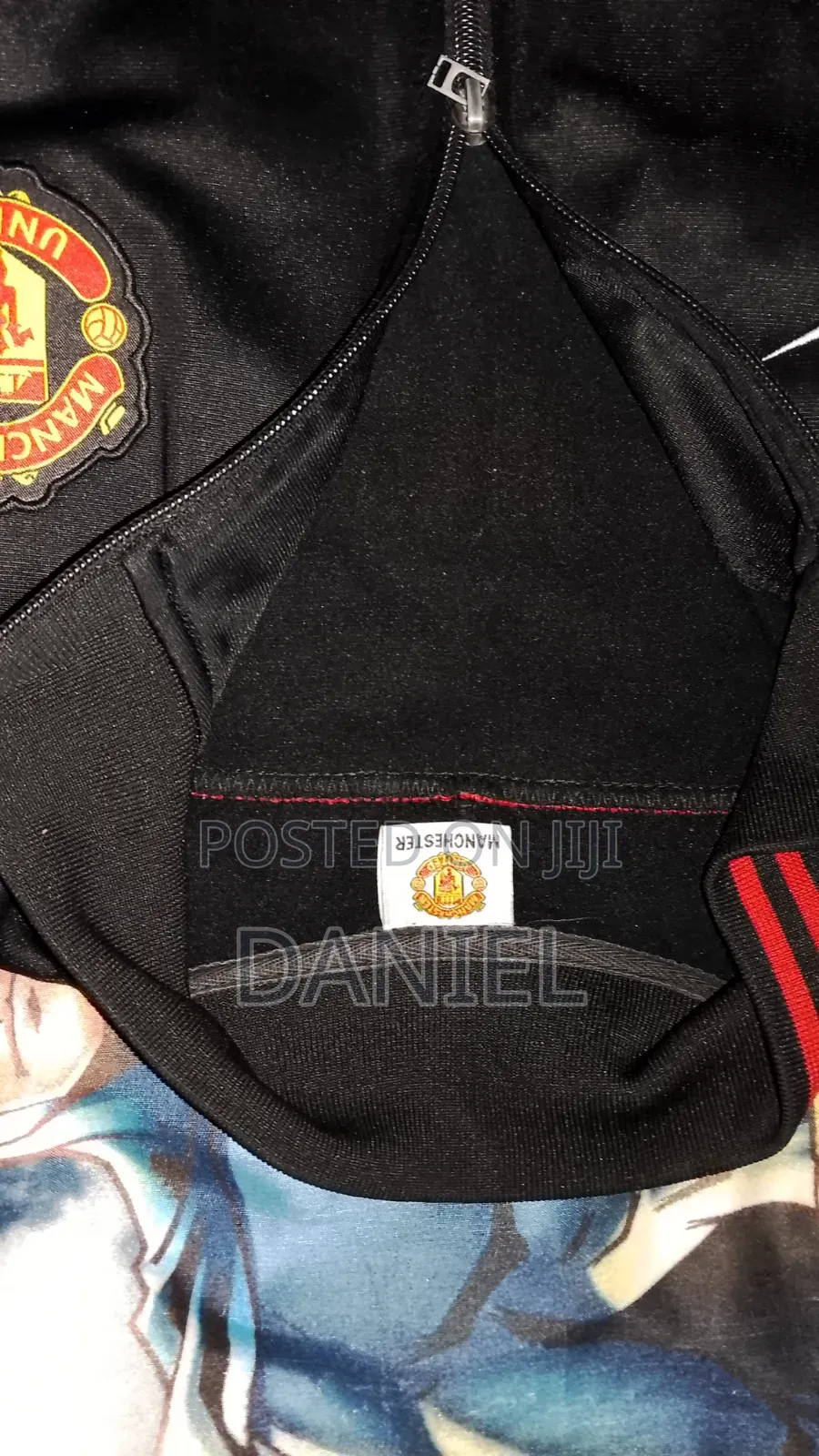 Manchester United Tracksuit Zipup
