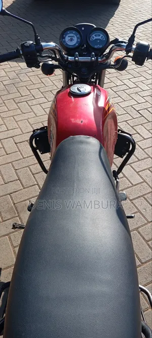 TVS HLX Plus ES 2020 Red