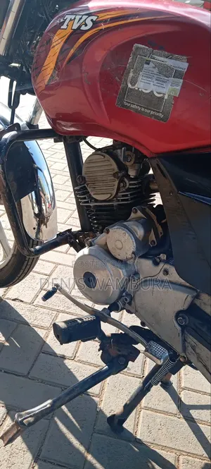 TVS HLX Plus ES 2020 Red