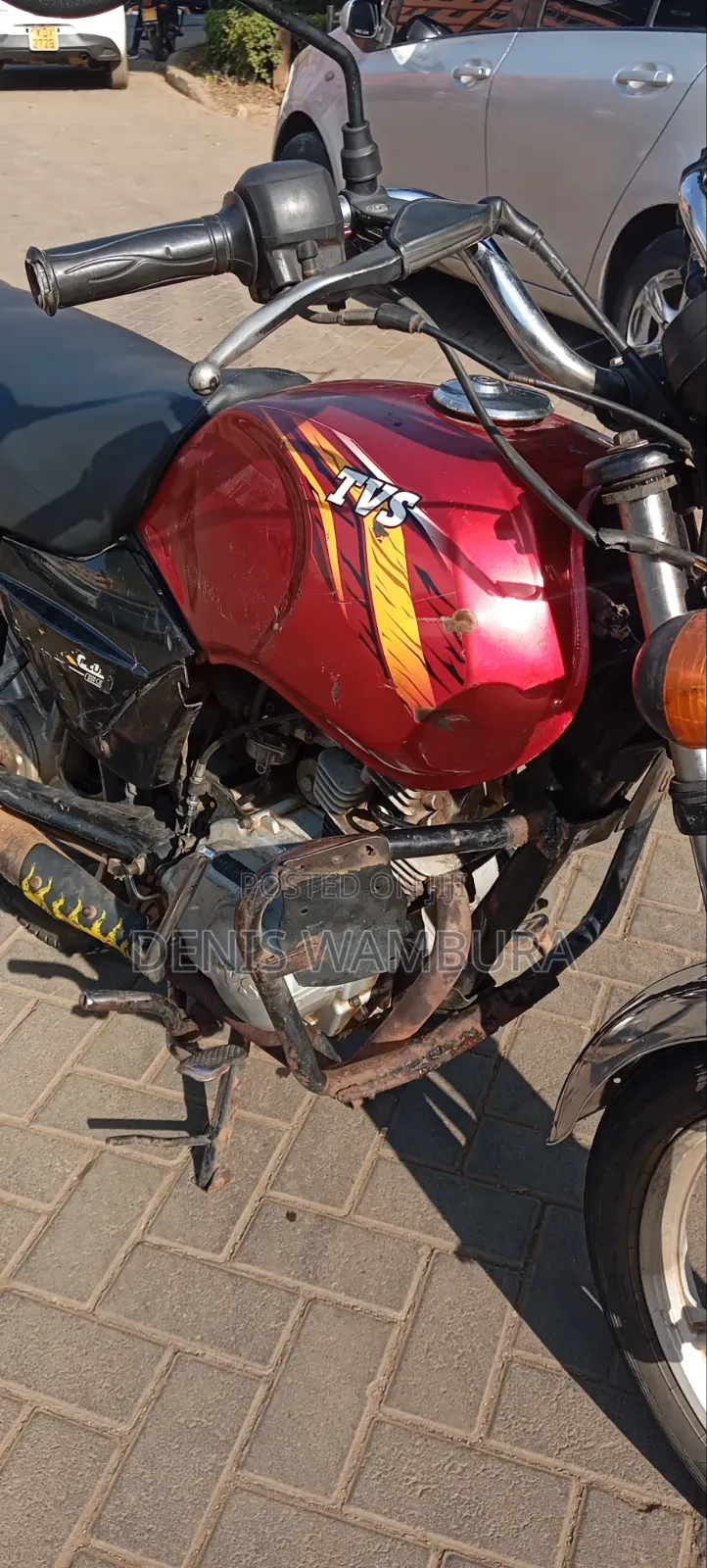 TVS HLX Plus ES 2020 Red