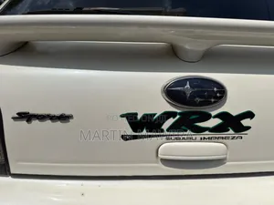 Subaru Impreza 2000 White