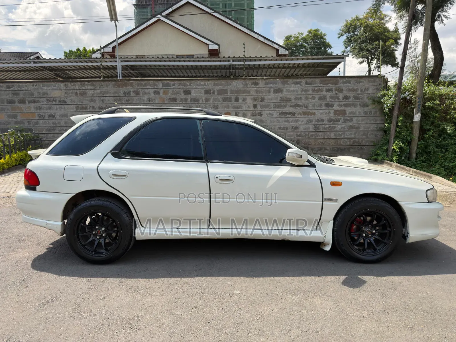 Subaru Impreza 2000 White