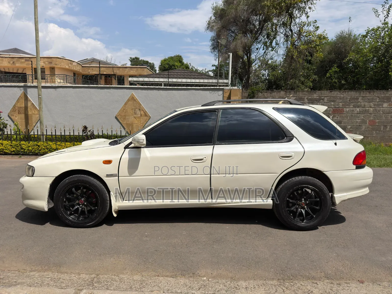 Subaru Impreza 2000 White