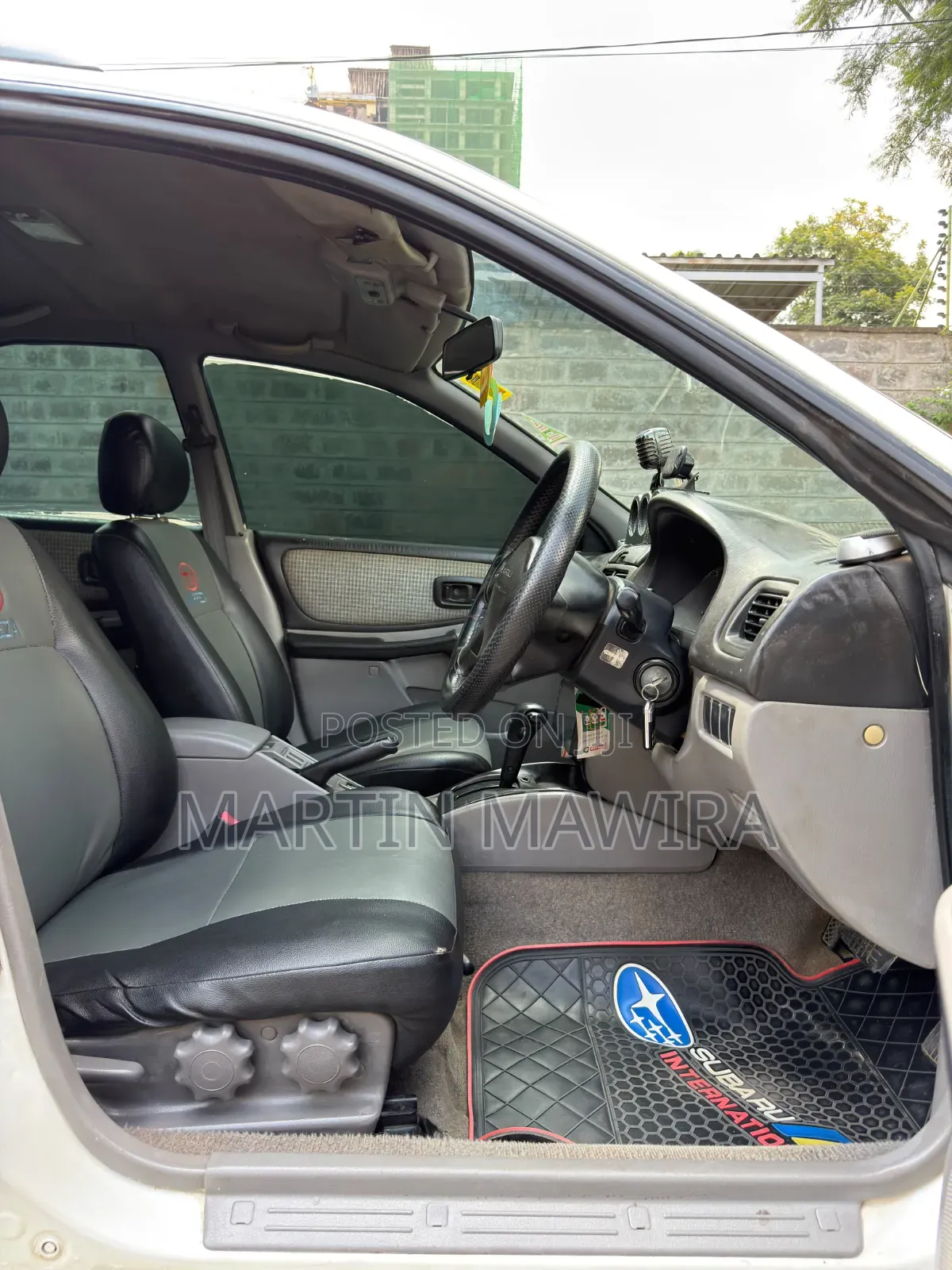 Subaru Impreza 2000 White