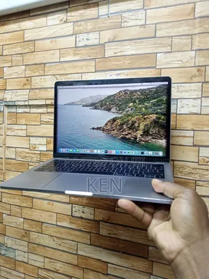 Laptop Apple MacBook 2019 16GB Intel Core i7 SSD 512GB