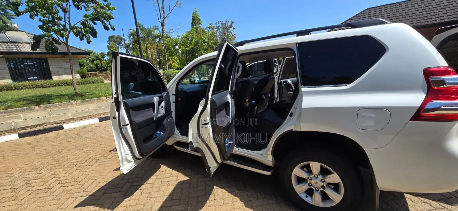 Toyota Land Cruiser Prado 2016 White
