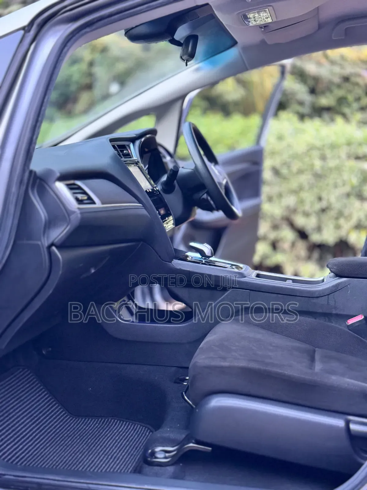 Honda Shuttle 2019 Silver