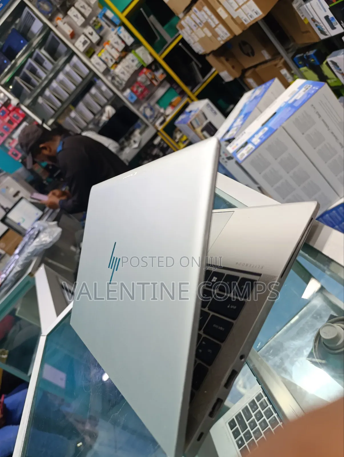 Laptop HP EliteBook 830 G8 16GB Intel Core i3 SSD 256GB