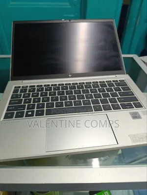 Laptop HP EliteBook 830 G8 16GB Intel Core i3 SSD 256GB