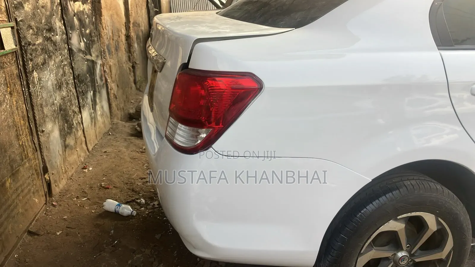 Toyota Axio 2013 White