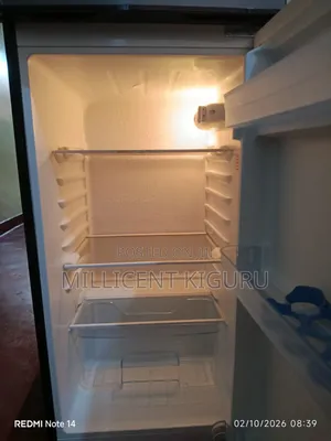 VON Double Door Top Freezer Fridge – Excellent Condition