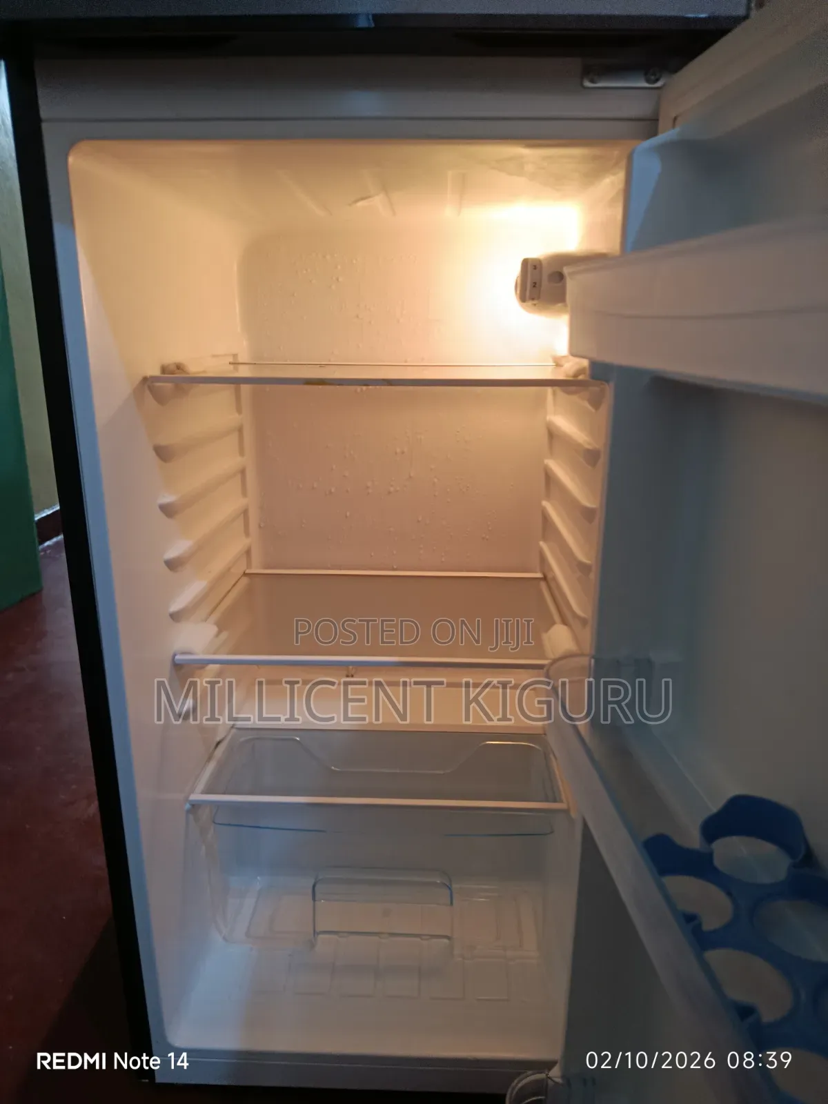 VON Double Door Top Freezer Fridge – Excellent Condition