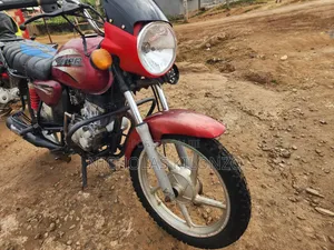 Bajaj Boxer 150 UG 2017 Red
