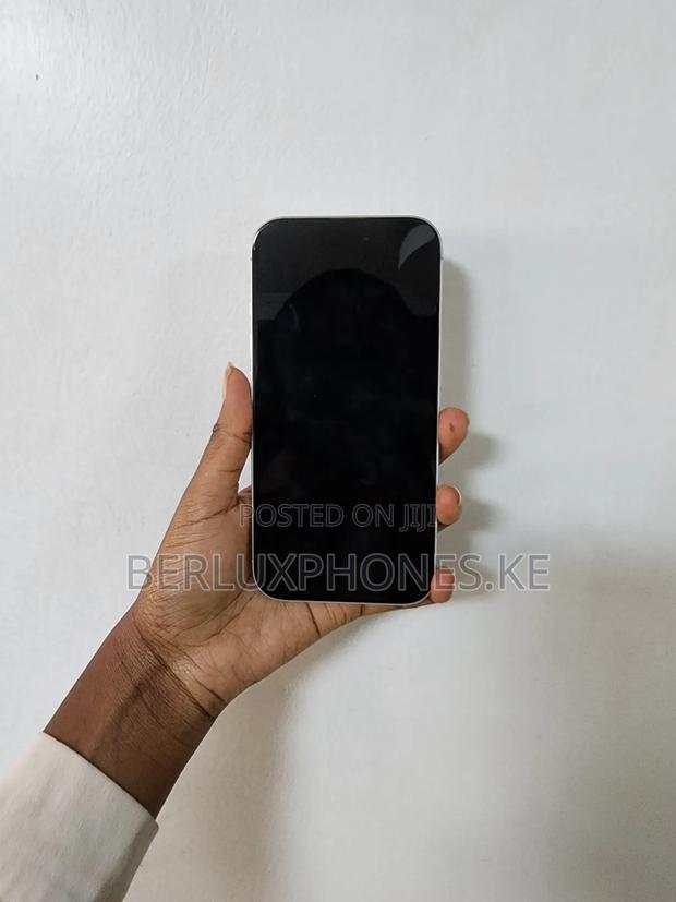 Apple iPhone 16 128 GB White