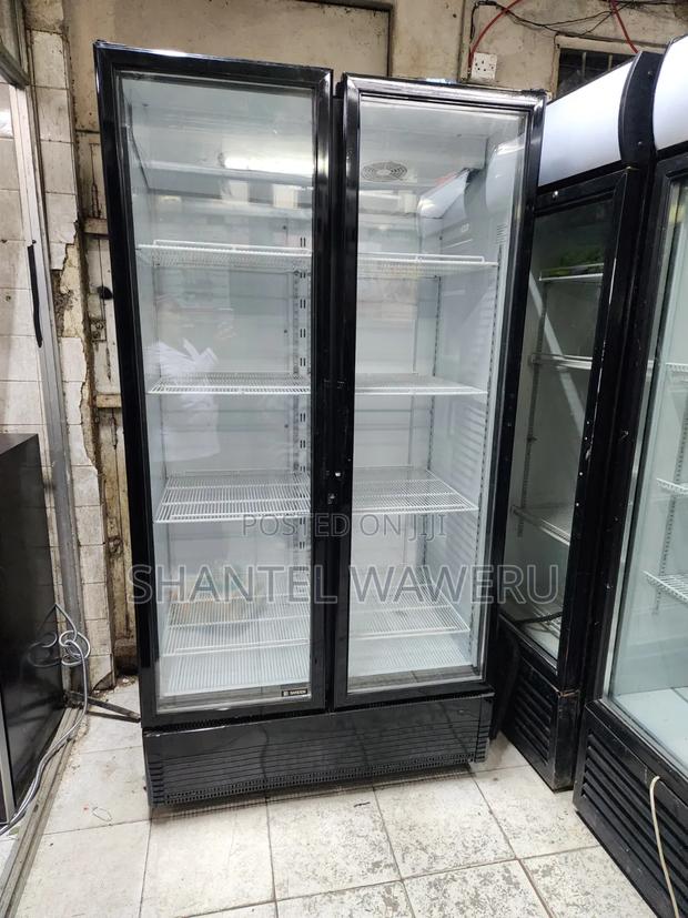 Commercial Display Fridge 1000litres - thumbnail 2