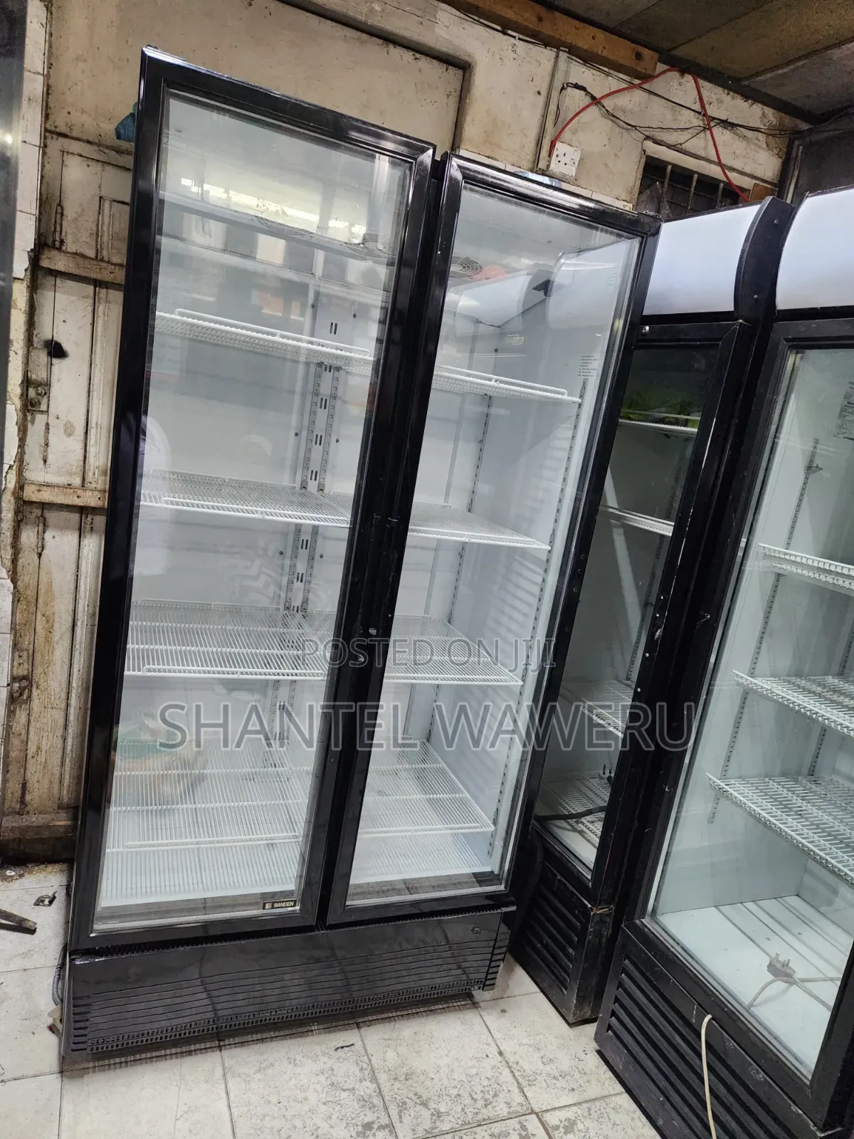Commercial Display Fridge 1000litres