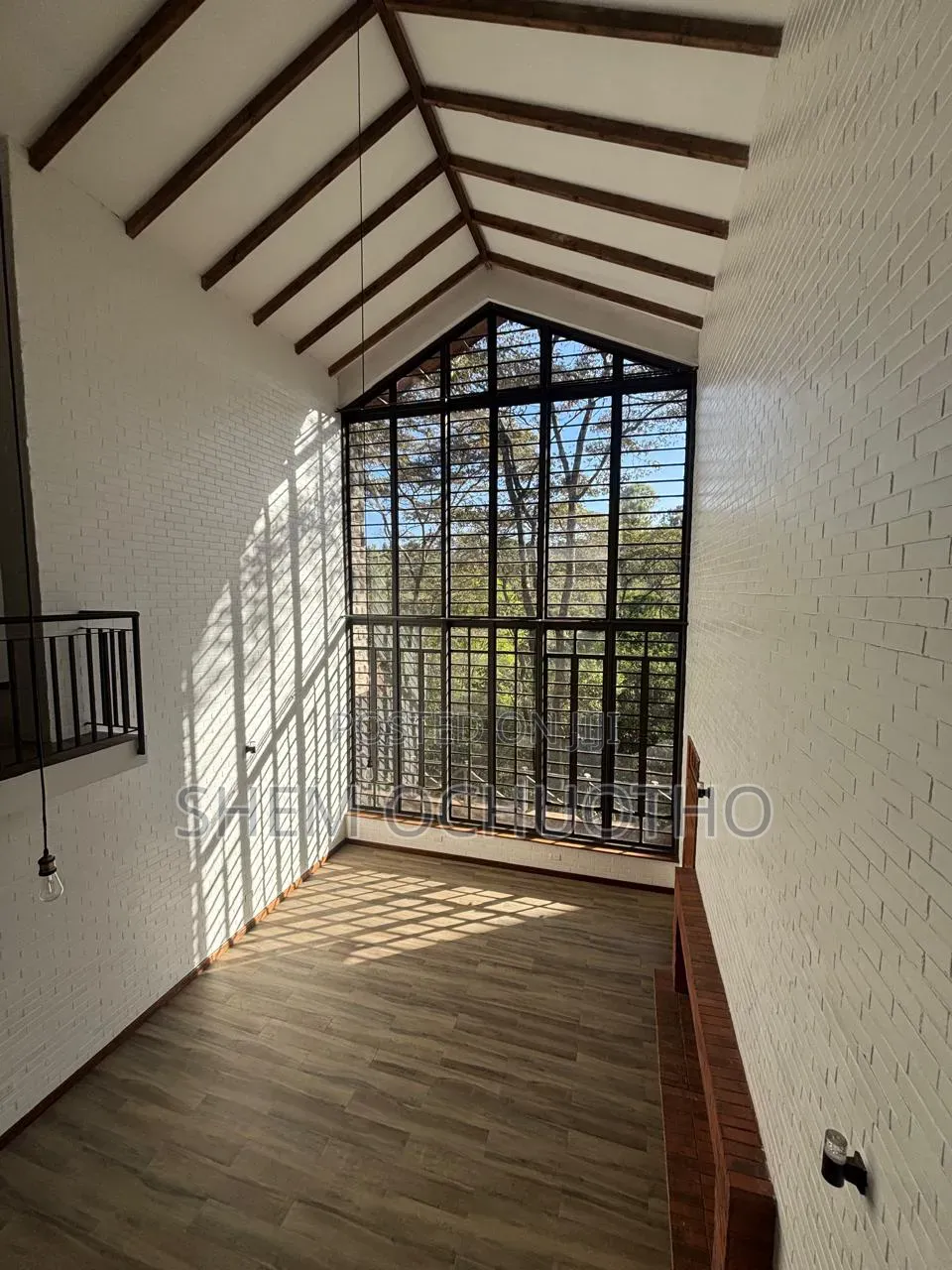 6bdrm Villa in Hardy for sale