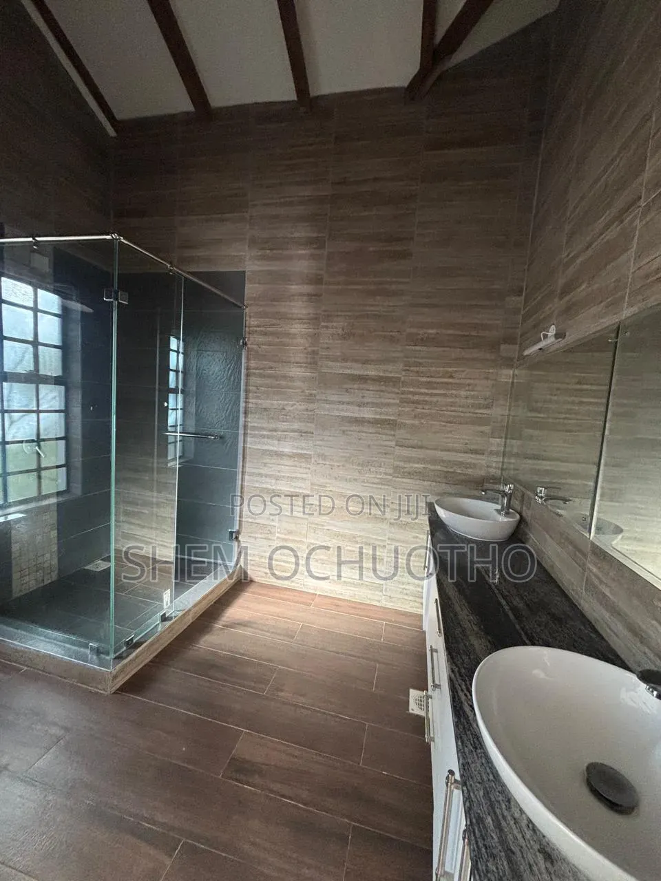 6bdrm Villa in Hardy for sale