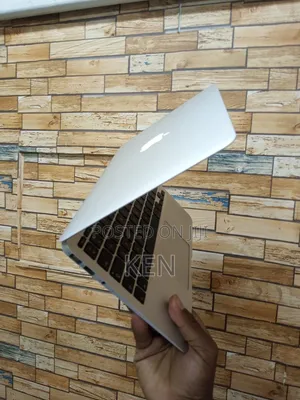 Laptop Apple MacBook 2013 4GB Intel Core i7 SSD 256GB