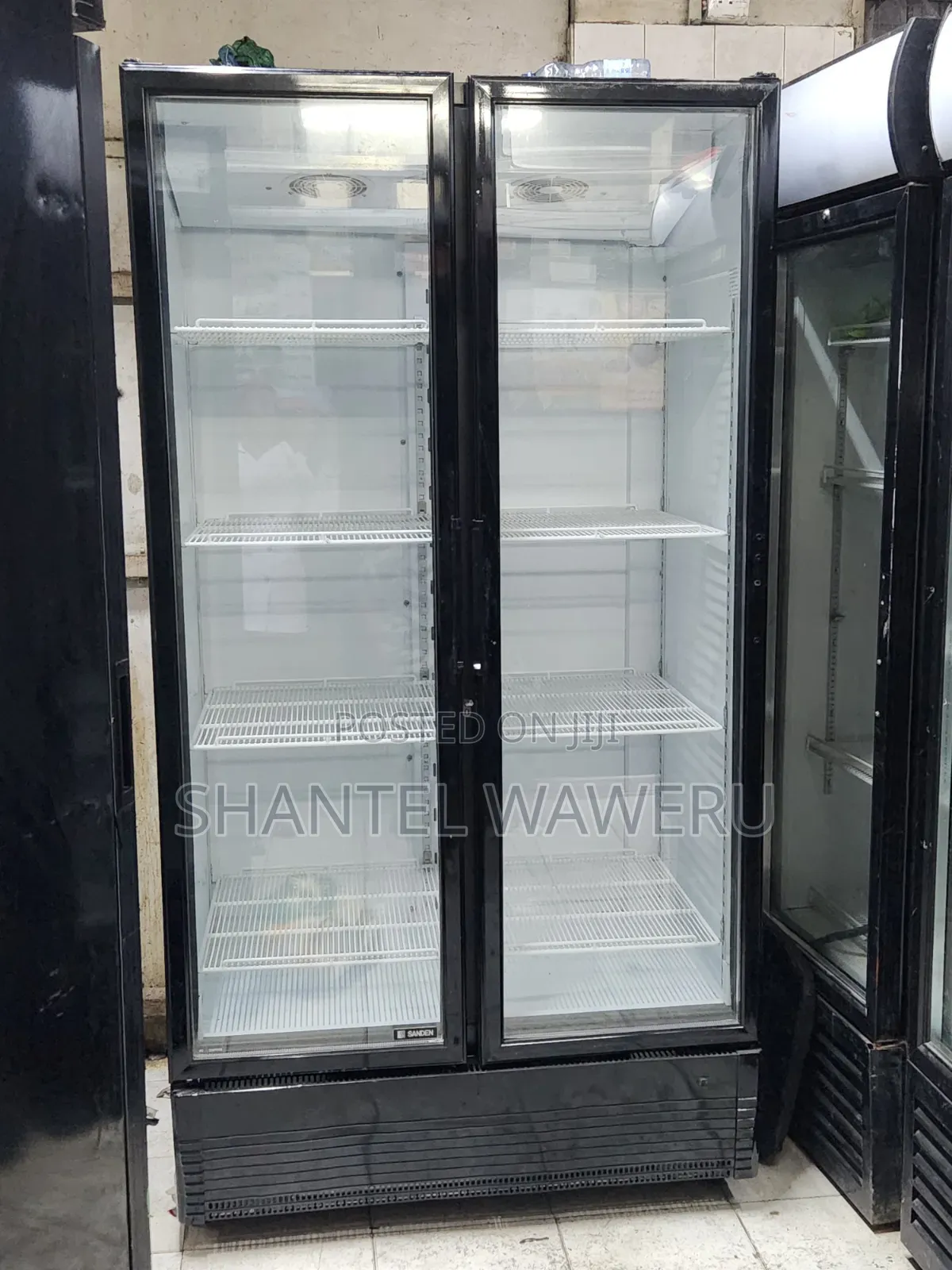 Sanden Display Refrigerator 1000litres