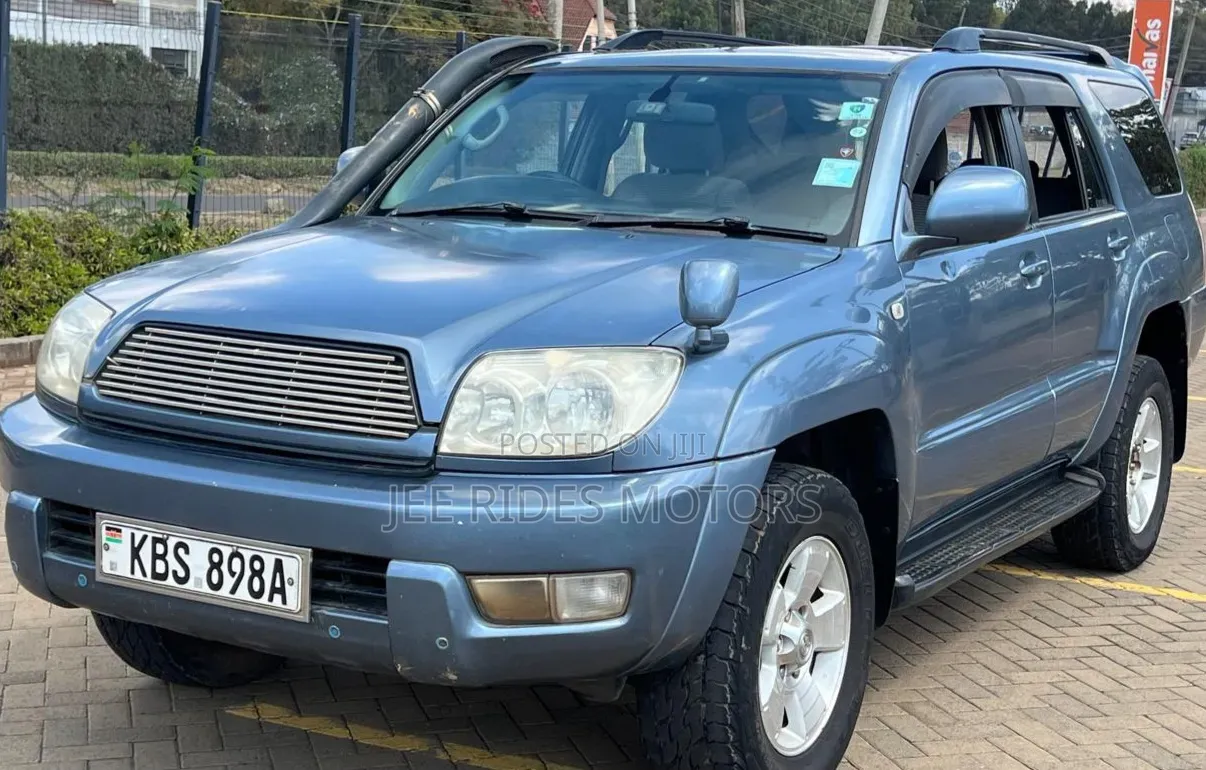 Toyota Hilux Surf 2005 Blue