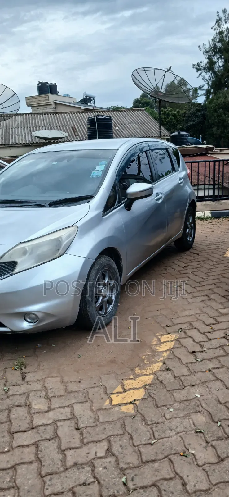 Nissan Note 2015 Silver
