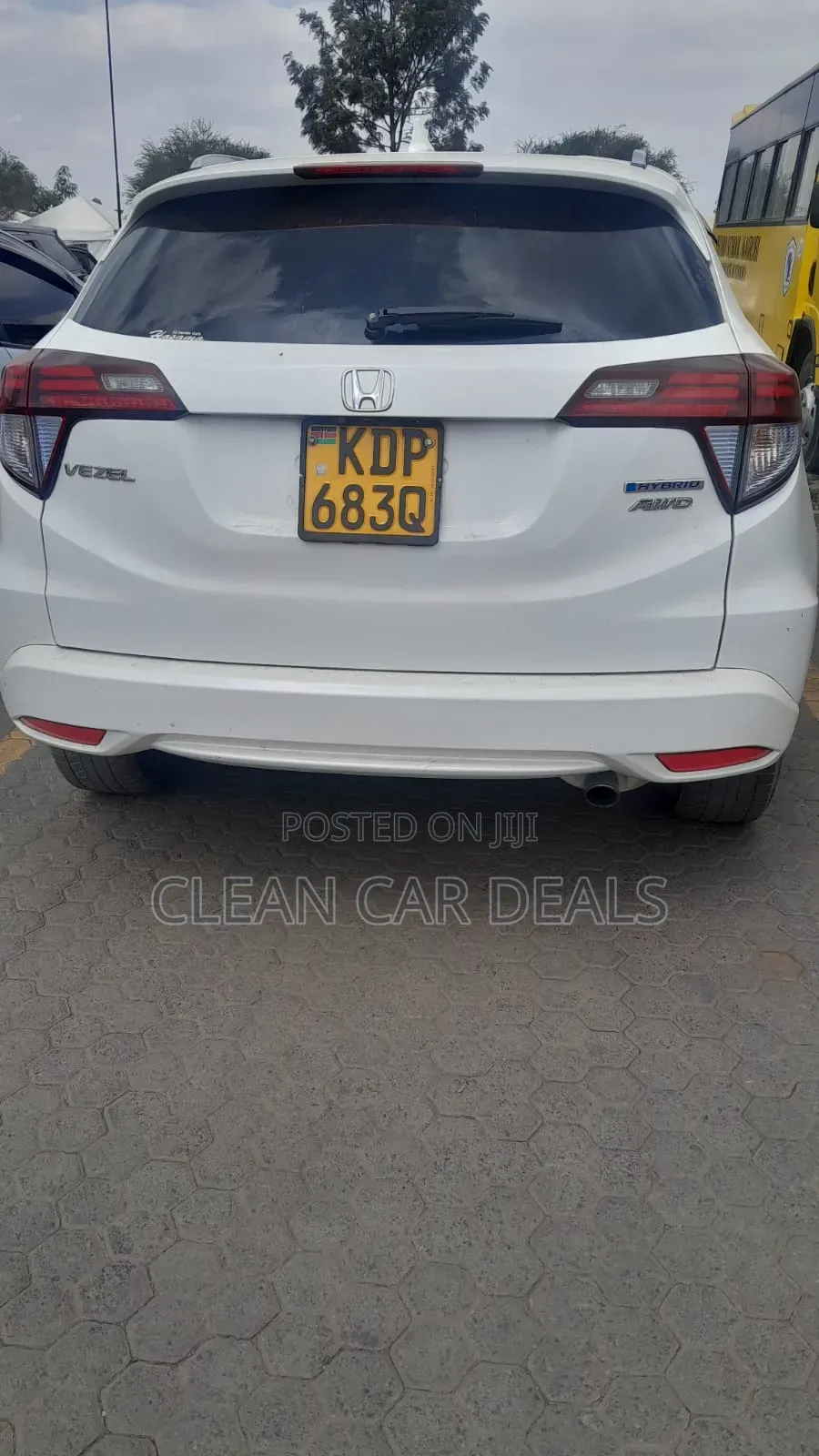 Honda Vezel 2017 White