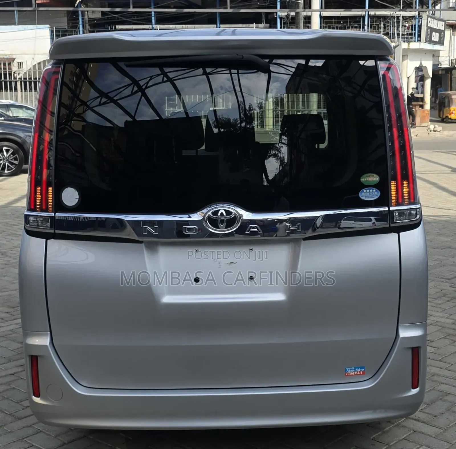 Toyota Noah 2019 Silver