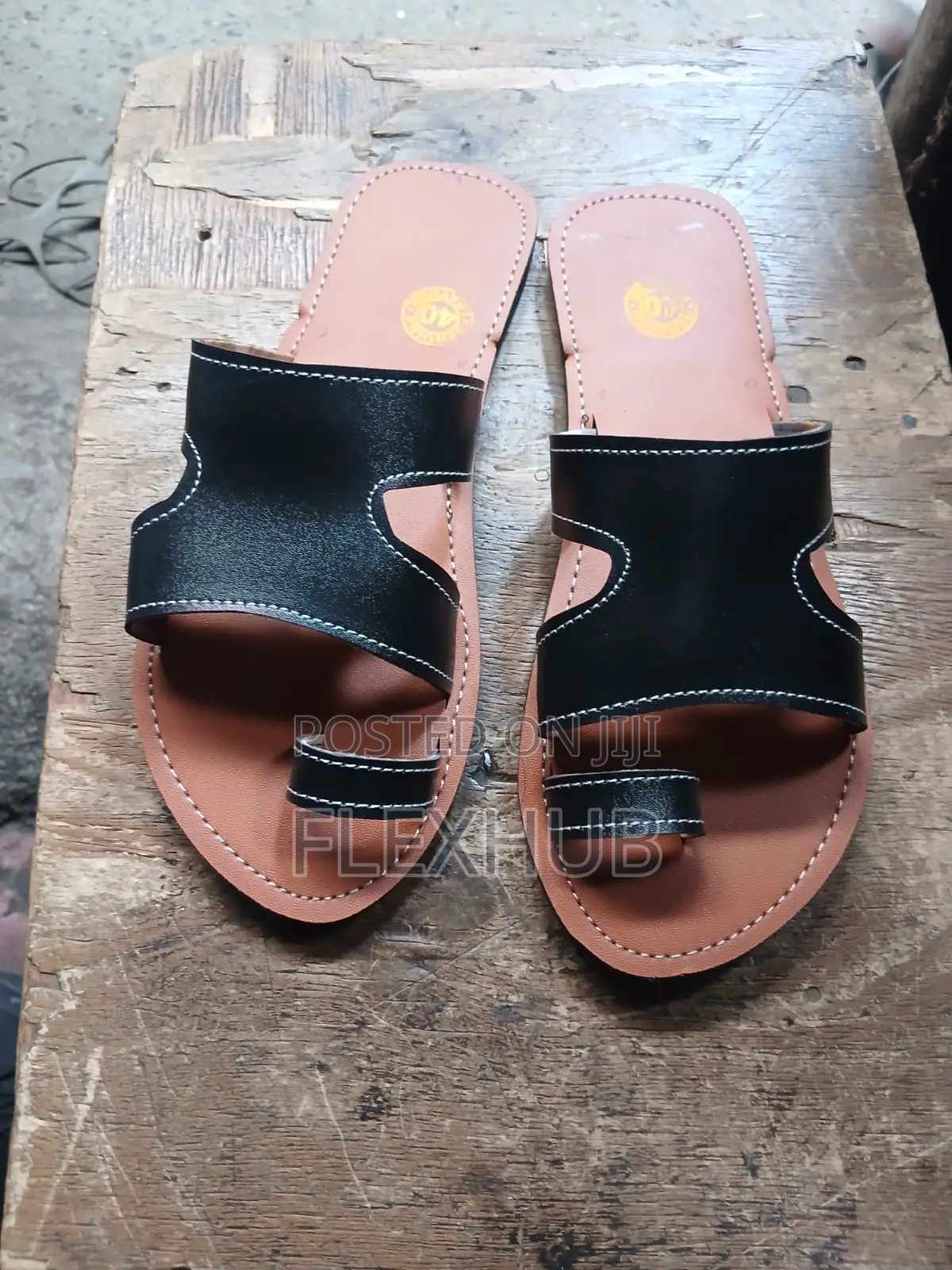 Unisex Tan Genuine Leather H-Top Toe-Ring Sandals