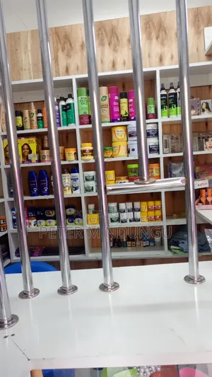 Salon on Sale, Zimmerman