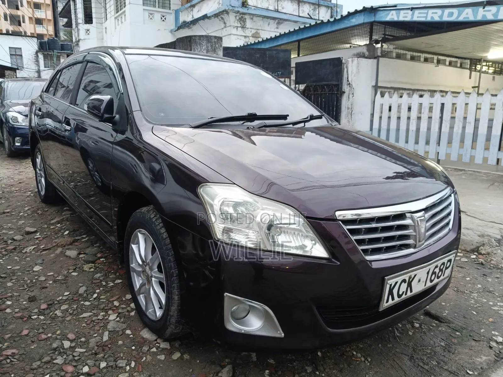 Toyota Premio 2010 Maroon