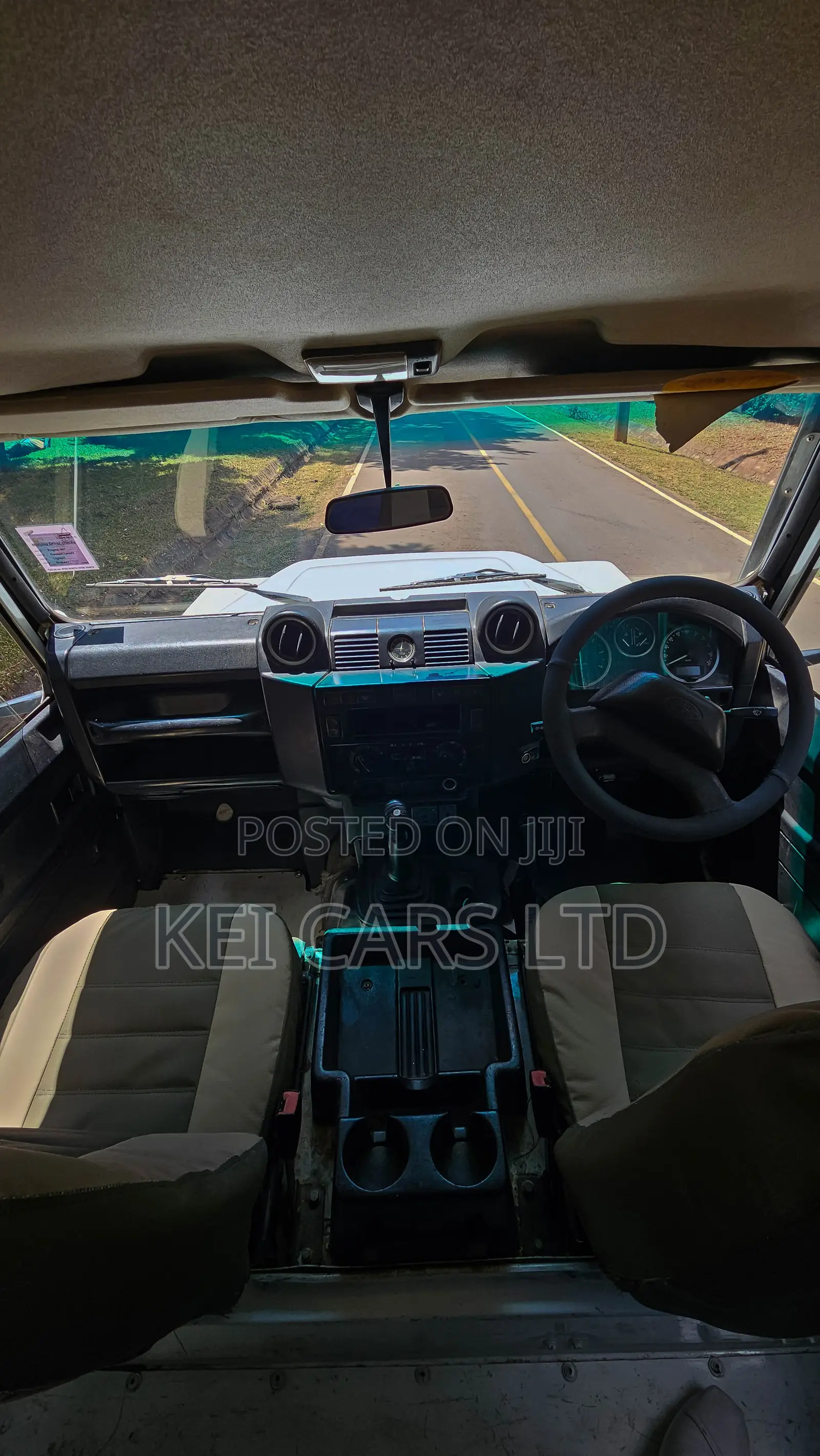Land Rover Defender Puma 110 2.4 TD 2009 White