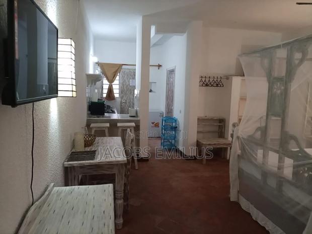 Beach Front Studios, Happy Site, Malindi - thumbnail 6