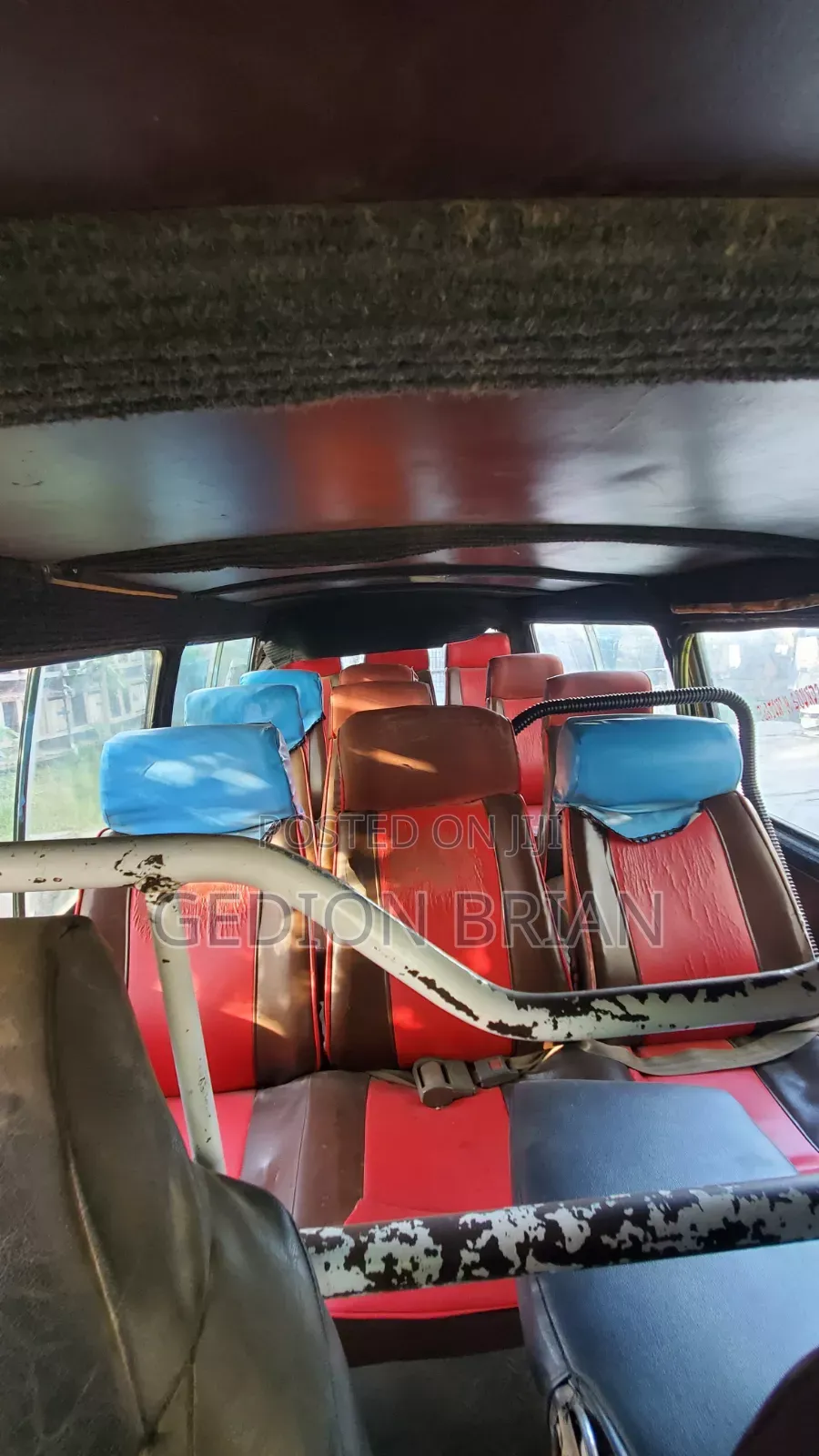 Toyota HiAce 1998 Yellow