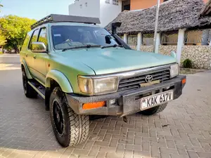 Toyota Hilux Surf 1992 Green