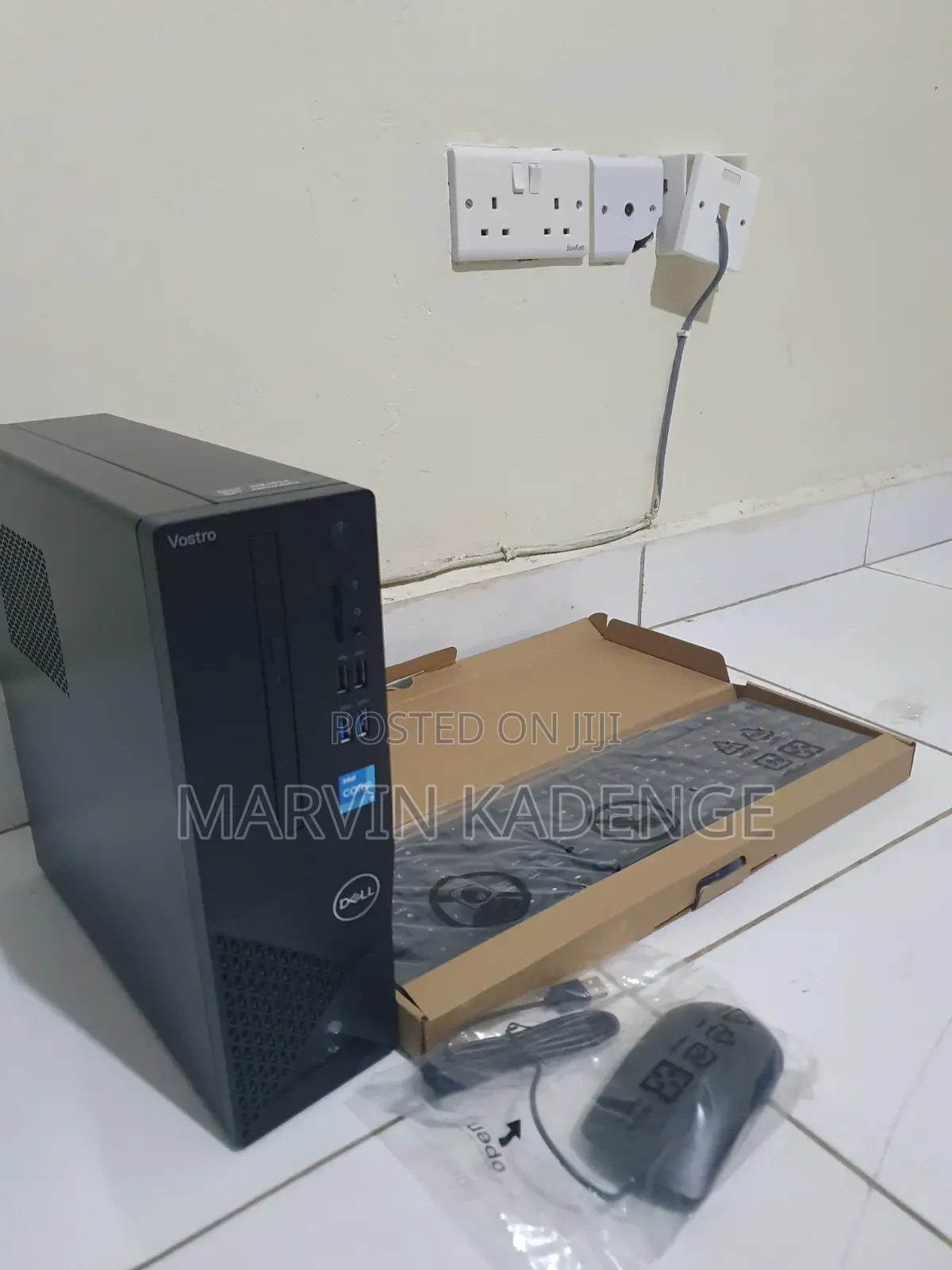 New Desktop Computer Dell Vostro Mini 8GB Intel Core i3 SSD 256GB