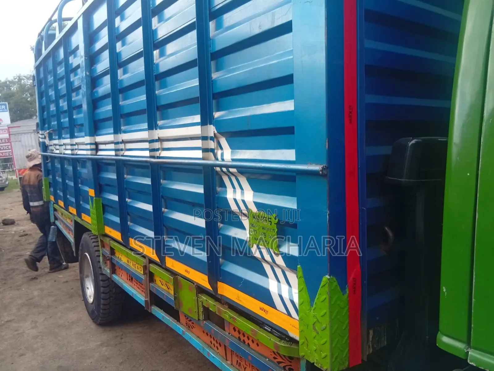 Isuzu NQR 2008 Green