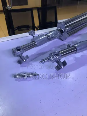 2.8 Meters Stainless Steel Heavy Duty Tripod