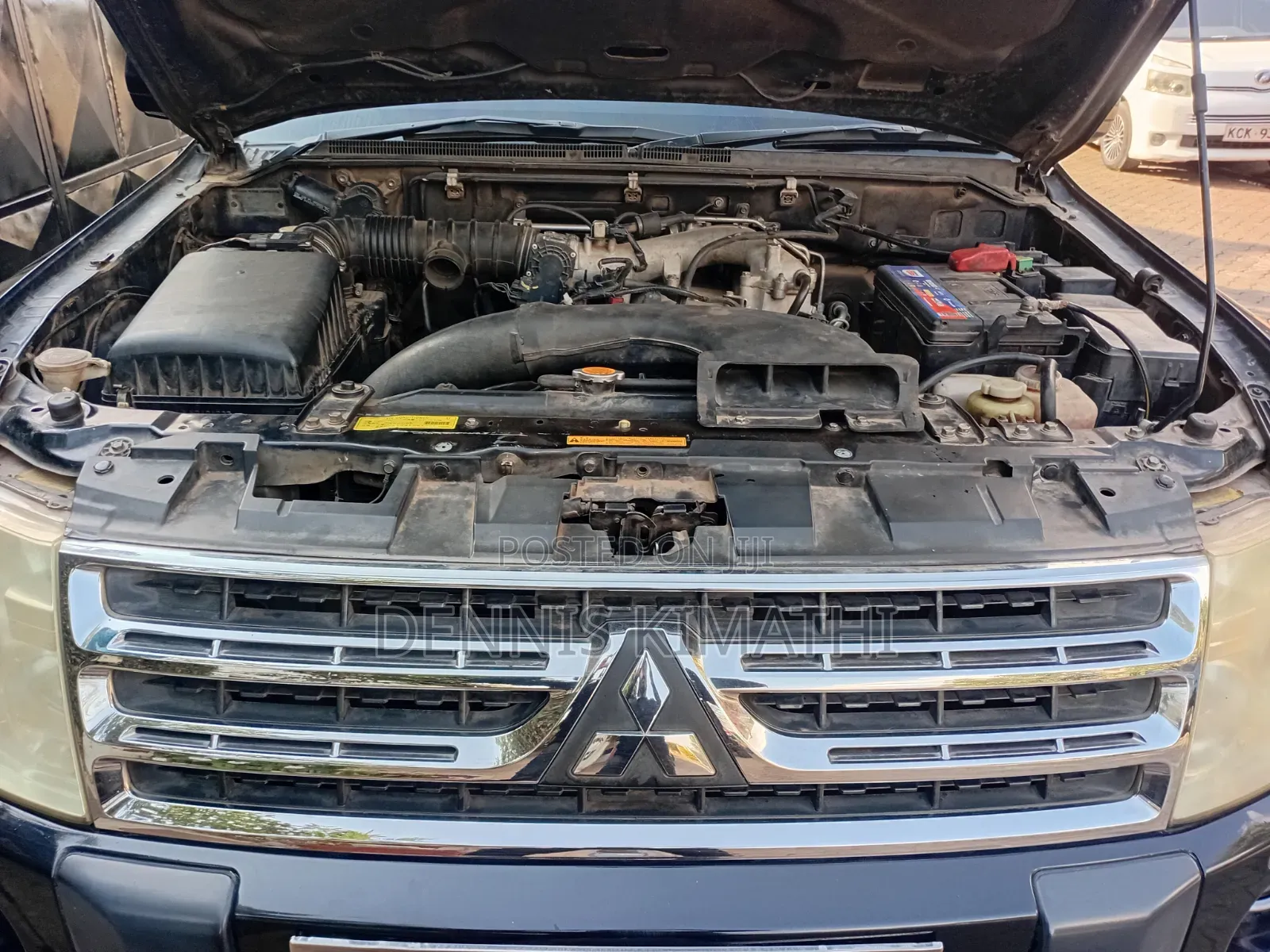 Mitsubishi Pajero 3.0 2011 Black