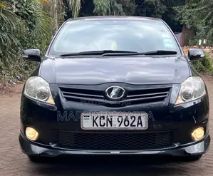 Toyota Auris 2011 Black