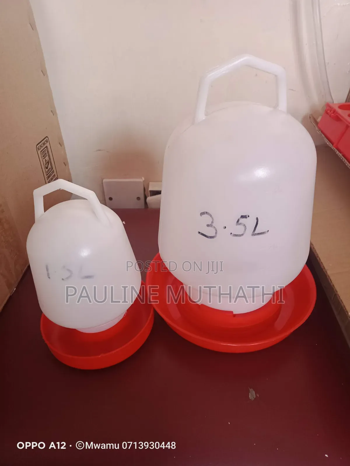 Quality Poultry Drinkers - Farm Base Model