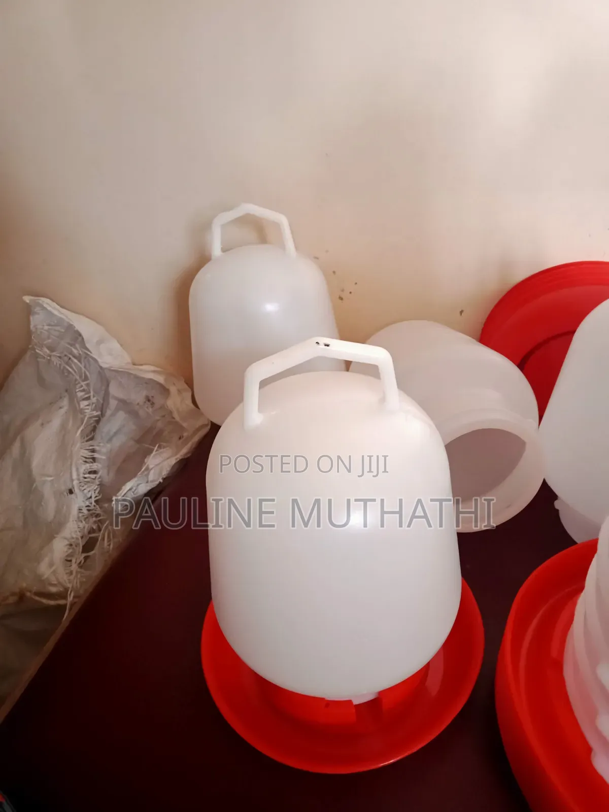 Quality Poultry Drinkers - Farm Base Model