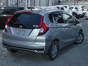 Honda Fit 2019 Silver