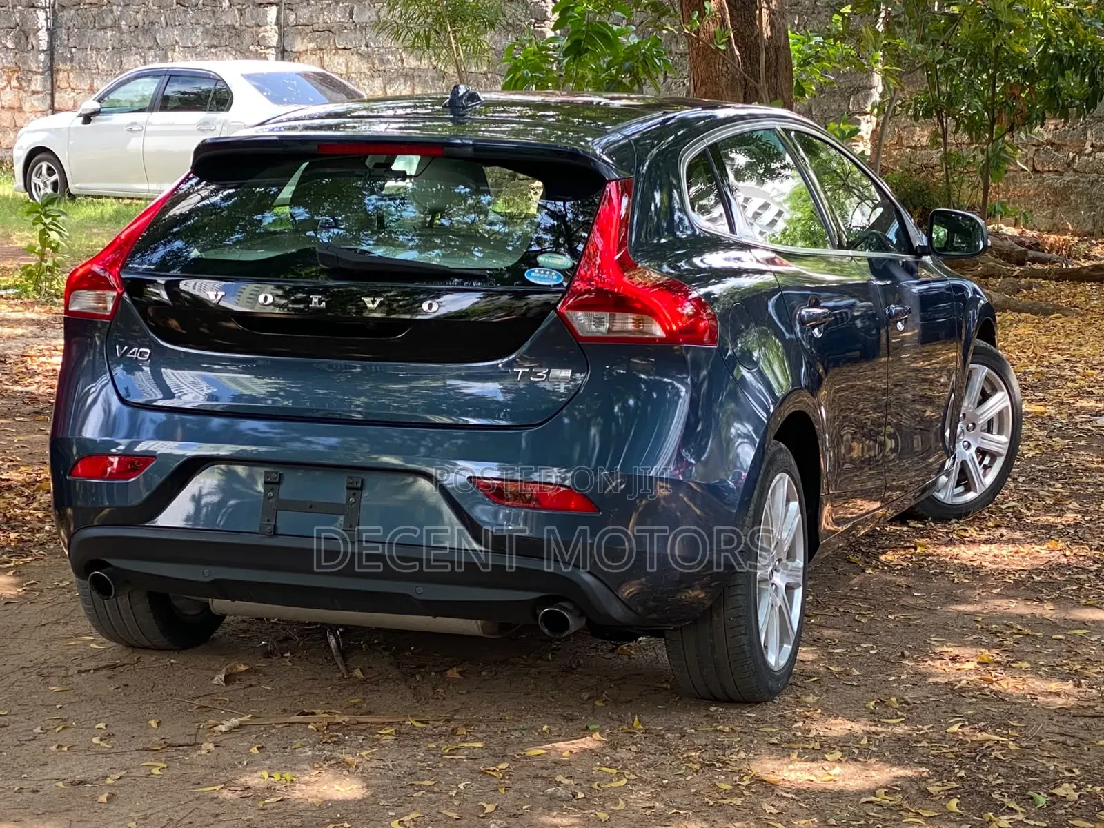 Volvo V40 2019 Gray