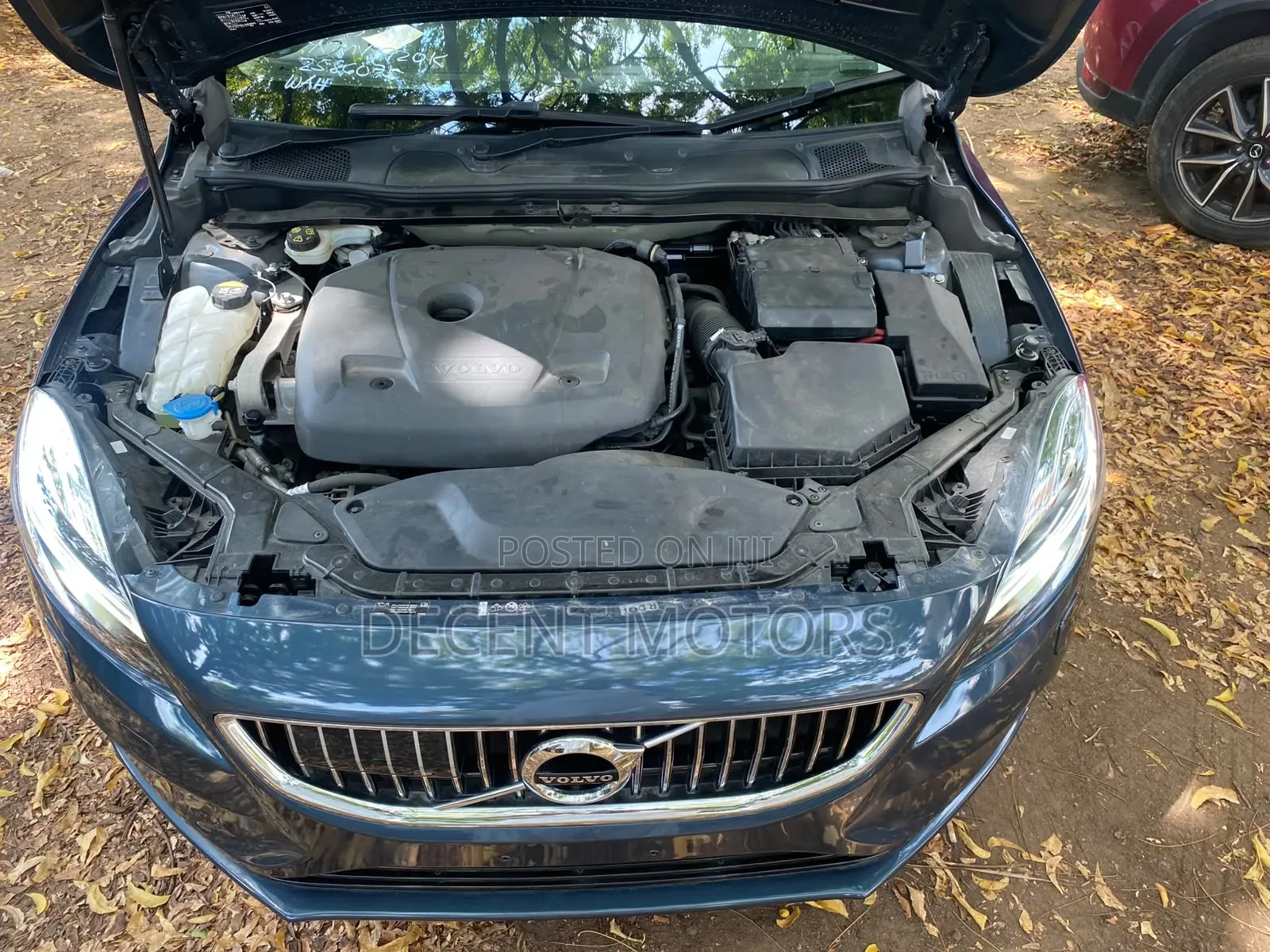 Volvo V40 2019 Gray